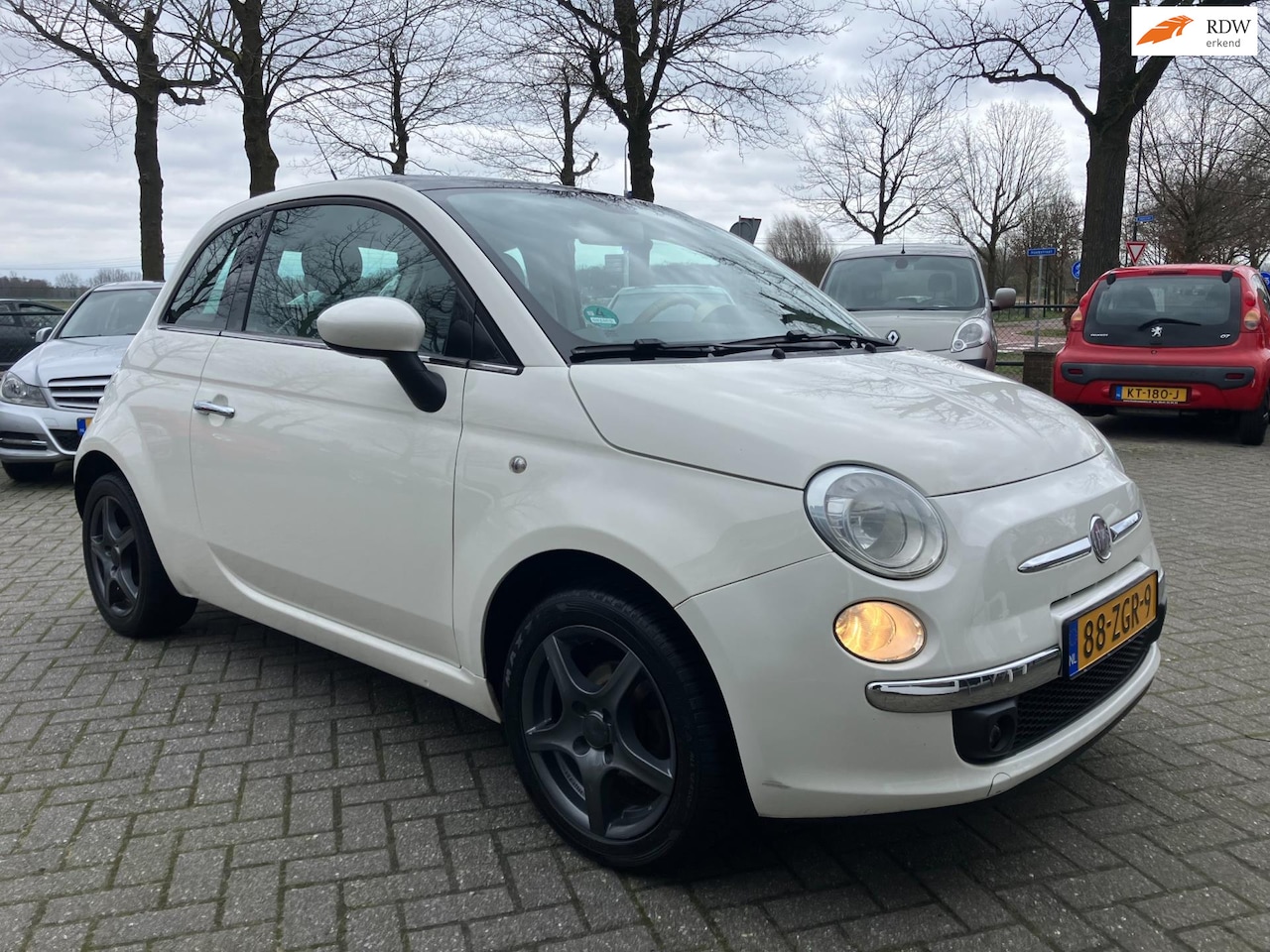 Fiat 500 - 1.2 Lounge met Airco Panorama dak! ZEER MOOI - AutoWereld.nl