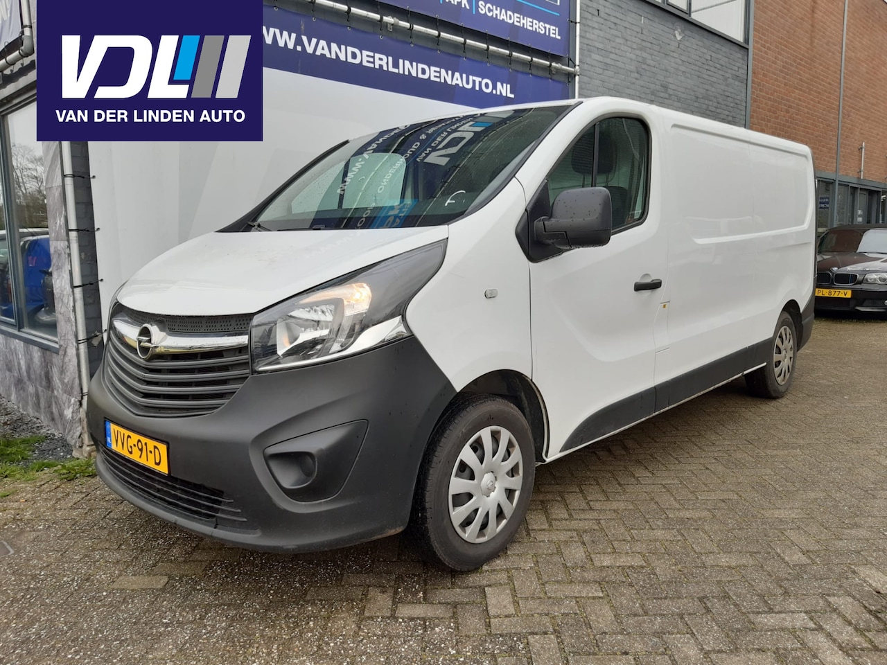 Opel Vivaro - 1.6 CDTI L2H1 Airco | Parkeersensoren | Bluetooth - AutoWereld.nl