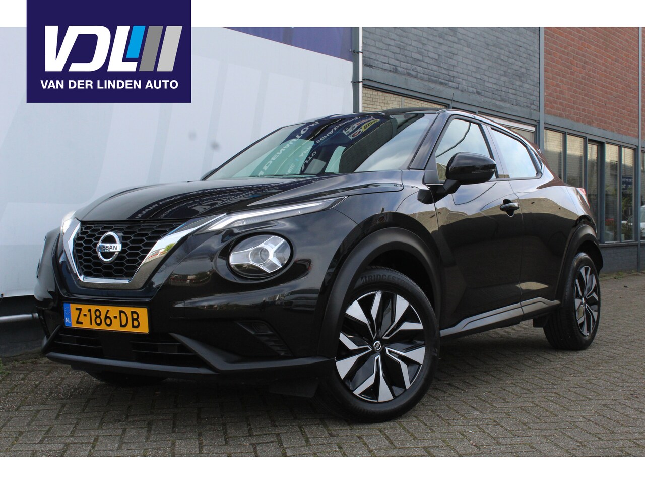 Nissan Juke - 1.0 DIG-T Airco, cruise, navigatie, camera, AppleCarPlay/AndroidAuto - AutoWereld.nl