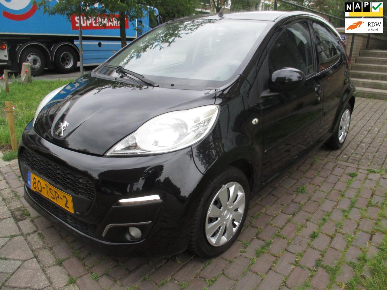 Peugeot 107 - 1.0 Active 1.0 Active - AutoWereld.nl