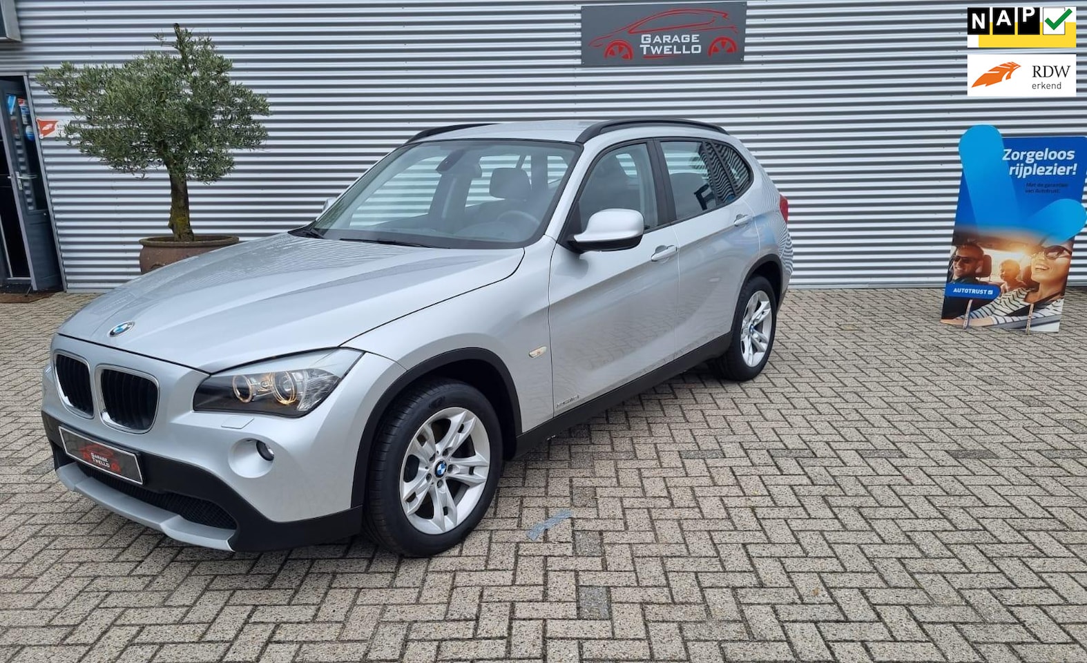 BMW X1 - sDrive18i Executive SDrive18i Executive ,1 eigenaar,dealer onderhouden,apk en rekeningen aanwezig,,navi ,pdc,x - AutoWereld.nl