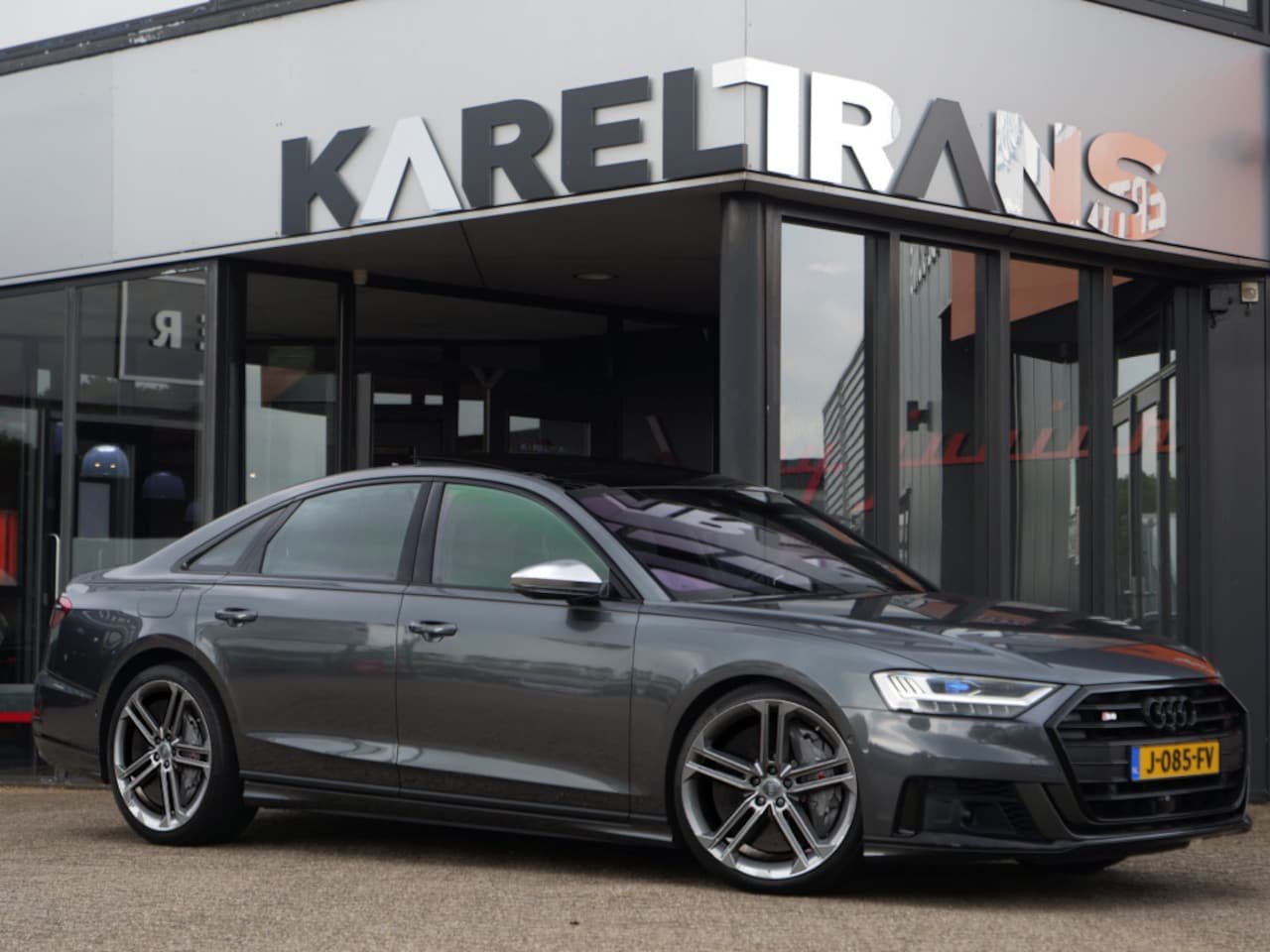 Audi S8 - 4.0 TFSI S8 Quattro | Garantie 1-2025 | Achteras besturing | Ceramic brake | B&O | 3D Top - AutoWereld.nl