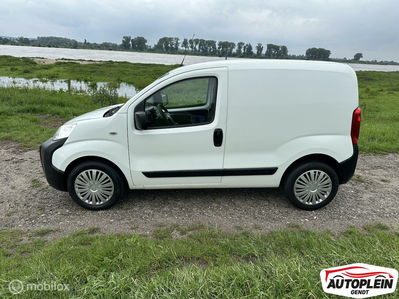 Fiat Fiorino - 1.3 MJ Actual 1.3 MJ Actual - AutoWereld.nl