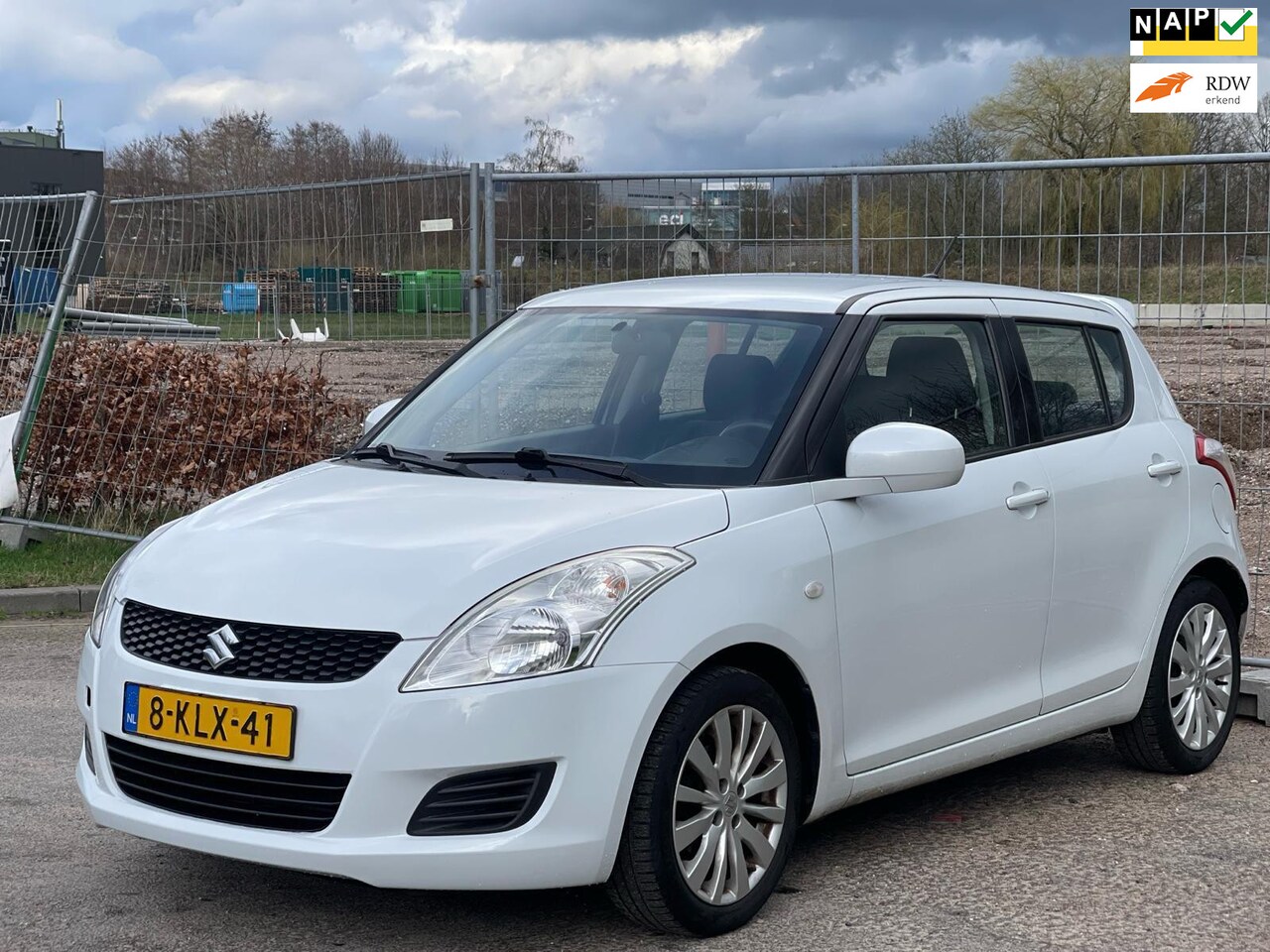 Suzuki Swift - 1.2 Bandit EASSS 1.2 Bandit EASSS - AutoWereld.nl