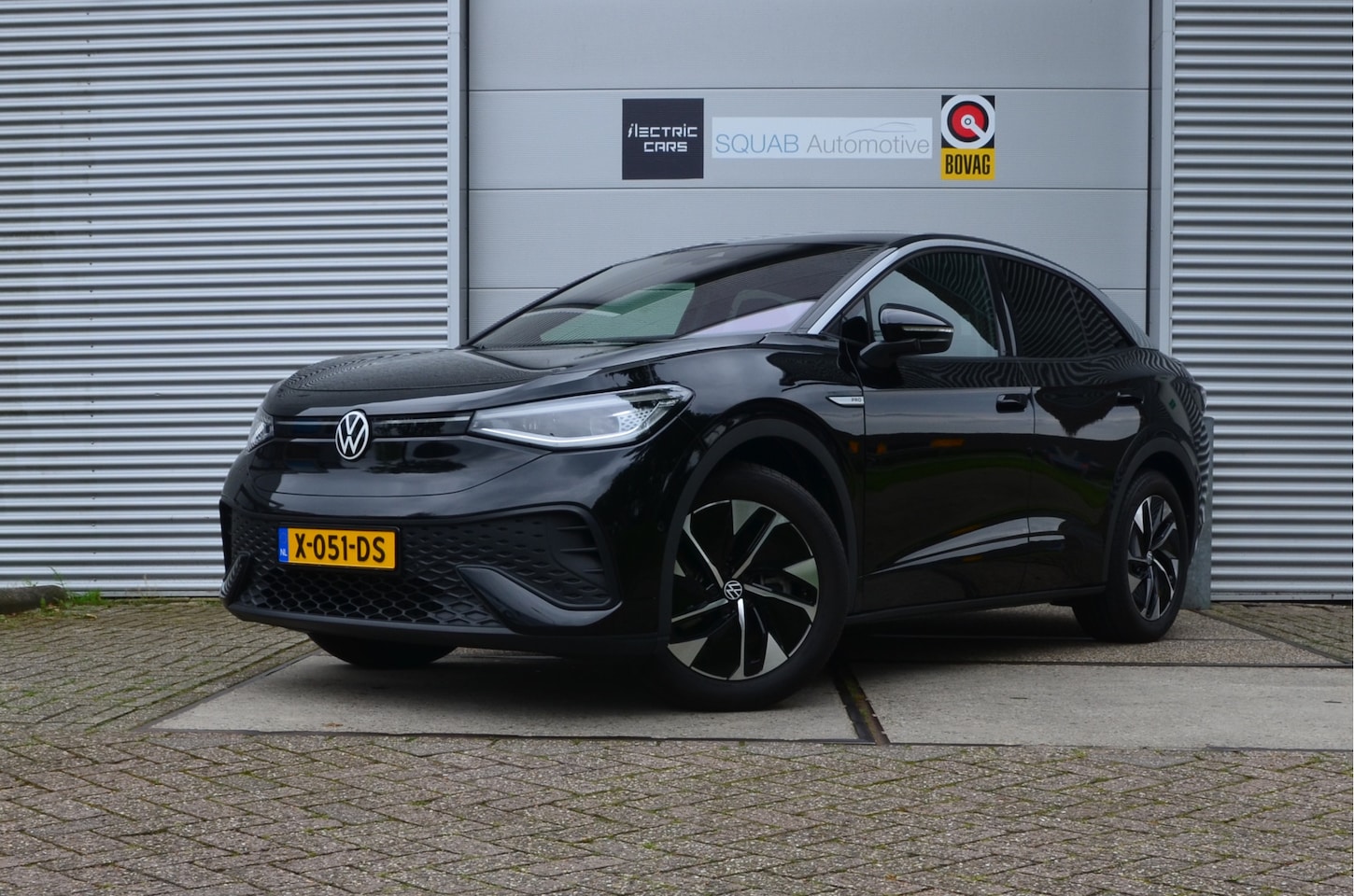 Volkswagen ID.5 - Pro 77 kWh Pano, Warmtepomp, HUD, Marge rijklaar prijs - AutoWereld.nl