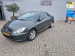 Peugeot 307 CC - Met nieuwe apk tot 5-2-26 , cruise control, airco, 16 inch lm velgen, metallic lak