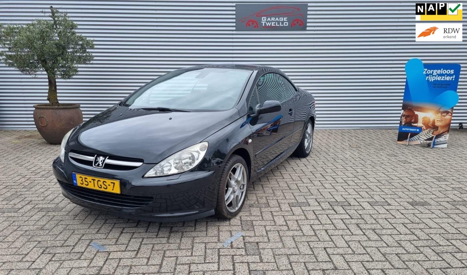 Peugeot 307 CC - 2.0-16V clima, stoel-verwarming, lm,velgen ,volleder,navigatie ,metalic-lak, - AutoWereld.nl