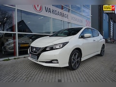 Nissan LEAF - E+ Tekna 62 kWh €2000, - subsidie | Apple Carplay | Navi | Camera