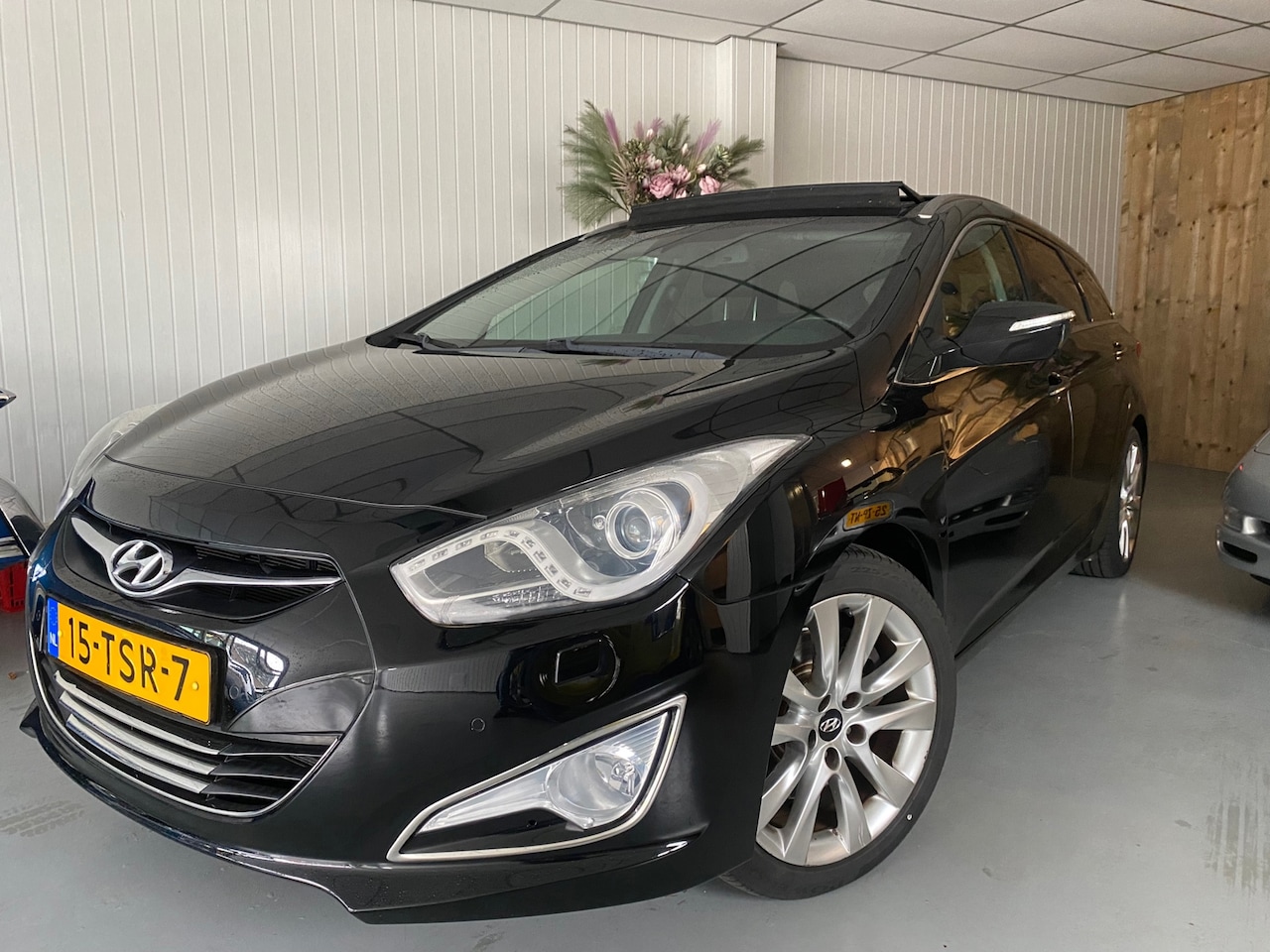 Hyundai i40 Wagon - 2.0 GDI i-Catcher 2.0 GDI i-Catcher, AUTOMAAT, LEDER, TREKHAAK, PANO, CRUISE, ETC.... - AutoWereld.nl