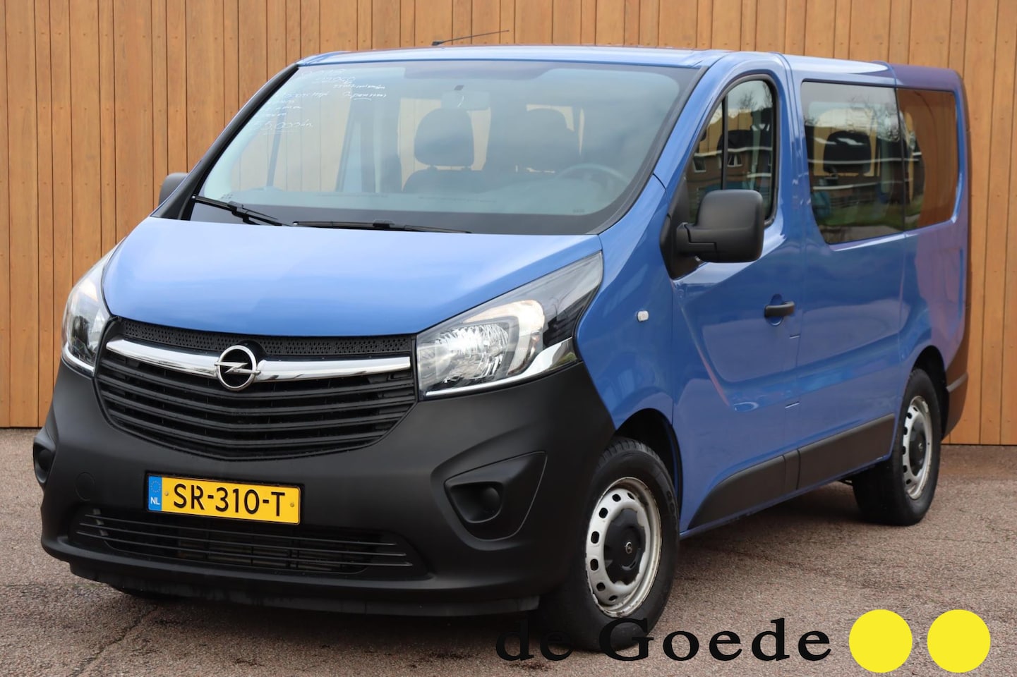 Opel Vivaro Combi - 1.6 CDTI L1H1 BiTurbo 9-persoons 20.692 ex.btw/bpm 1ste eigenaar org. NL-auto - AutoWereld.nl