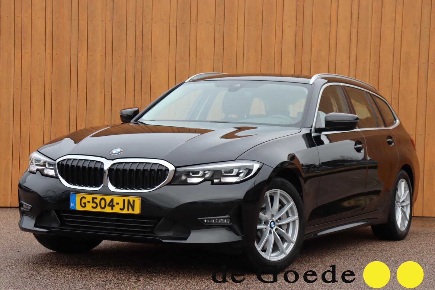 BMW 3-serie Touring - 330i Introduction Executive Edition 1ste eigenaar org. NL-auto - AutoWereld.nl