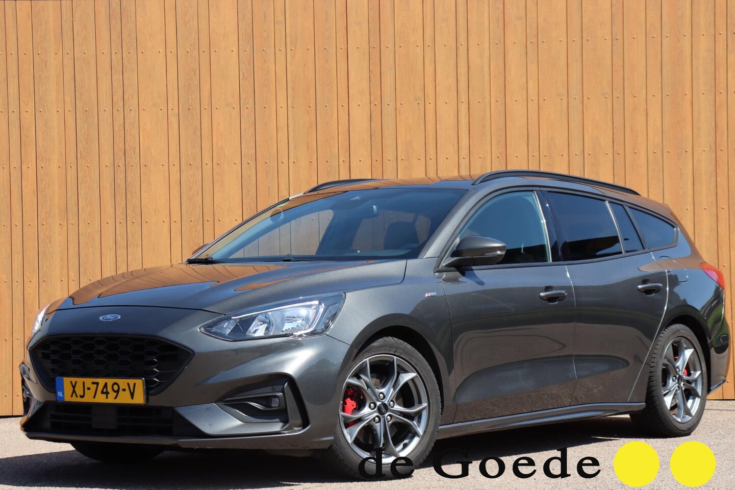 Ford Focus Wagon - 1.5 EcoBoost ST Line Business 1ste eigenaar org. NL-auto - AutoWereld.nl