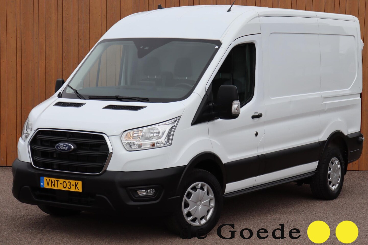 Ford Transit - 350 2.0 TDCI L2H2 Trend 1ste eigenaar org.NL-auto - AutoWereld.nl