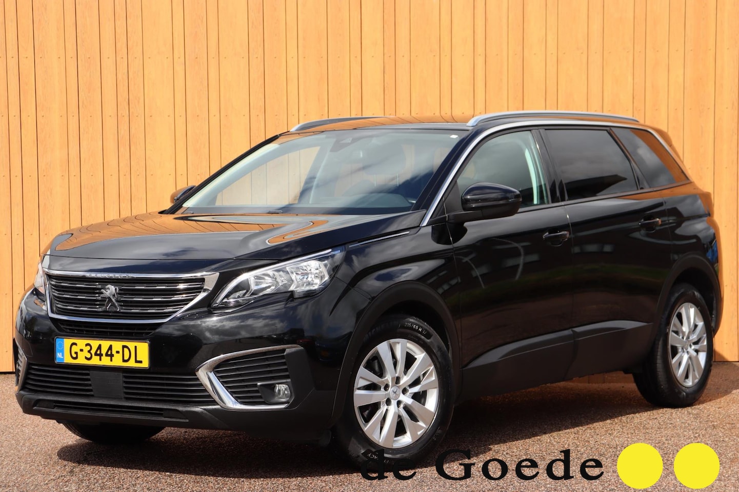 Peugeot 5008 - 1.2 PureTech Blue Lease Executive 7-persoons 1ste eigenaar - AutoWereld.nl