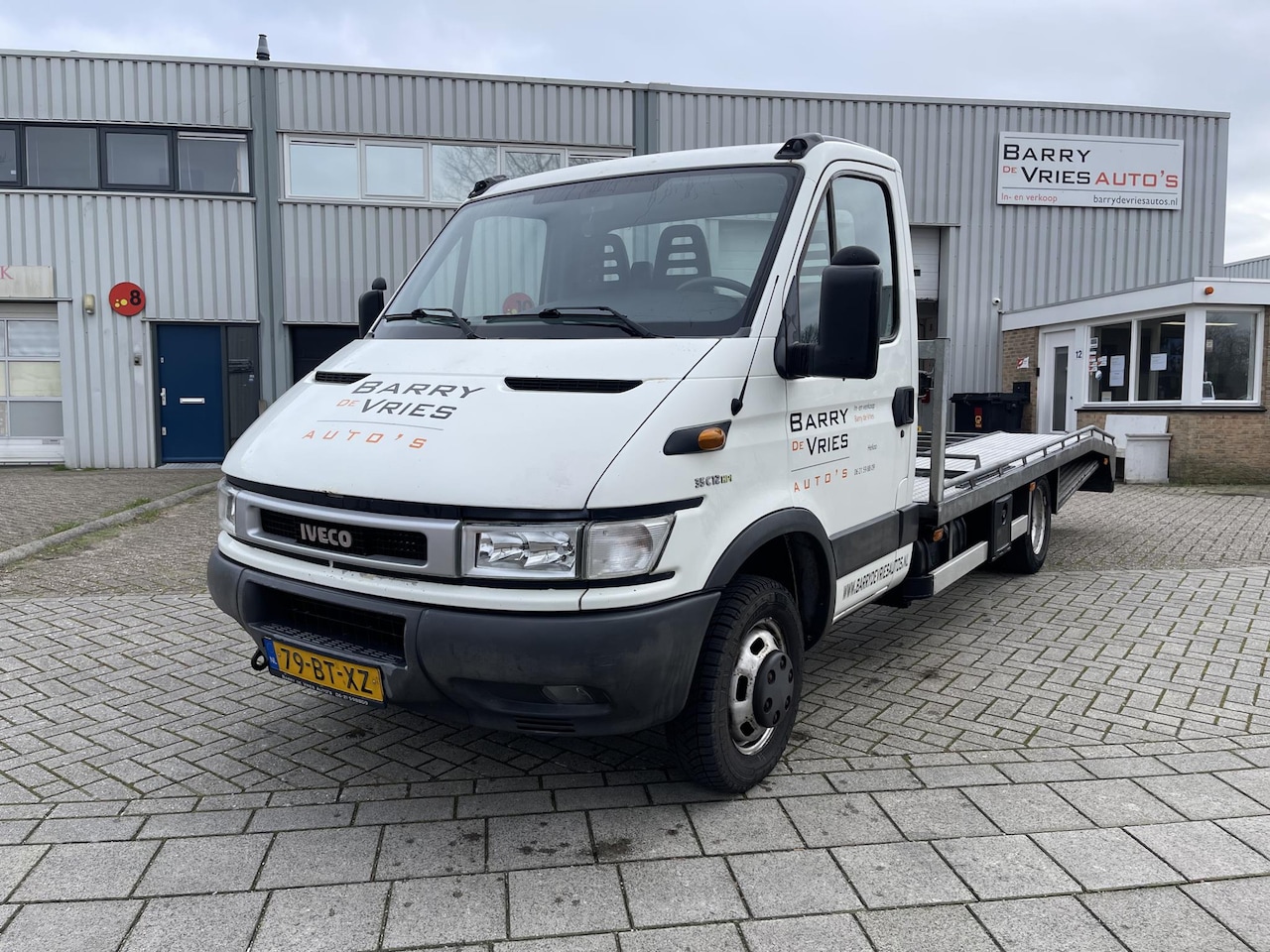 Iveco Daily - 35C12 375 Oprijwagen | B rijbewijs | Airco - AutoWereld.nl