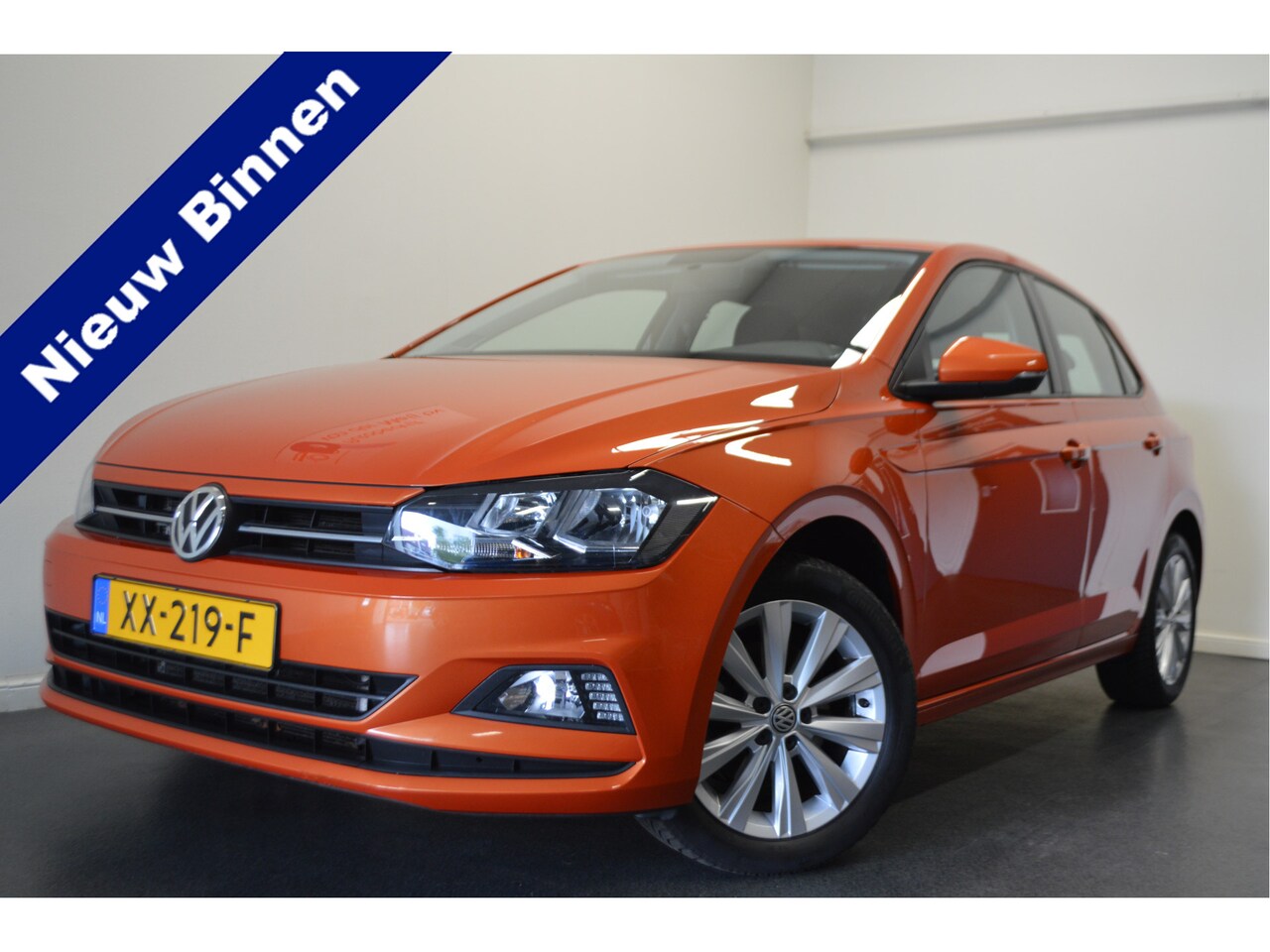 Volkswagen Polo - 1.0 TSI Comfortline Business 1.0 TSI Comfortline Business 116PK !!!!  , NAVI , CR CONTROL , LMV16 , AIRCO , - AutoWereld.nl