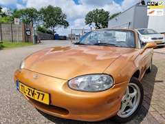 Mazda MX-5 - 1.6i