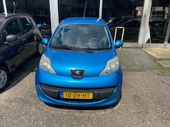 Peugeot 107 - 1.0 urban airco