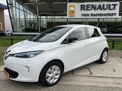 Renault Zoe - E-Tech Electric R90 Life 41 kWh (KoopBatterij) / incl. BTW excl. Overheidssubsidie / Navi