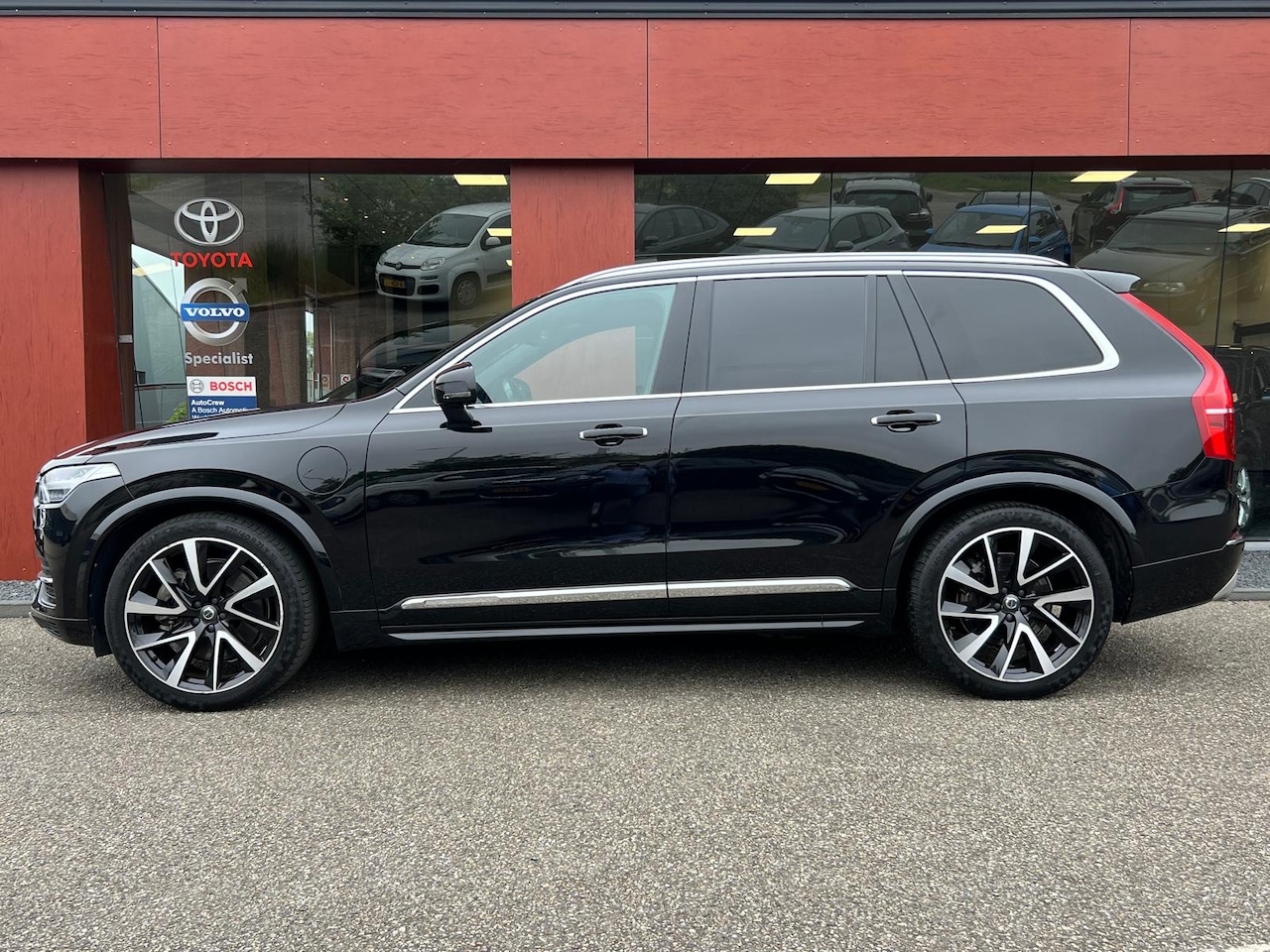 Volvo XC90 - 2.0 T8 Twin Engine AWD Inscription | Luchtvering | pilot assist | Massage | 21'' | Trekhaa - AutoWereld.nl