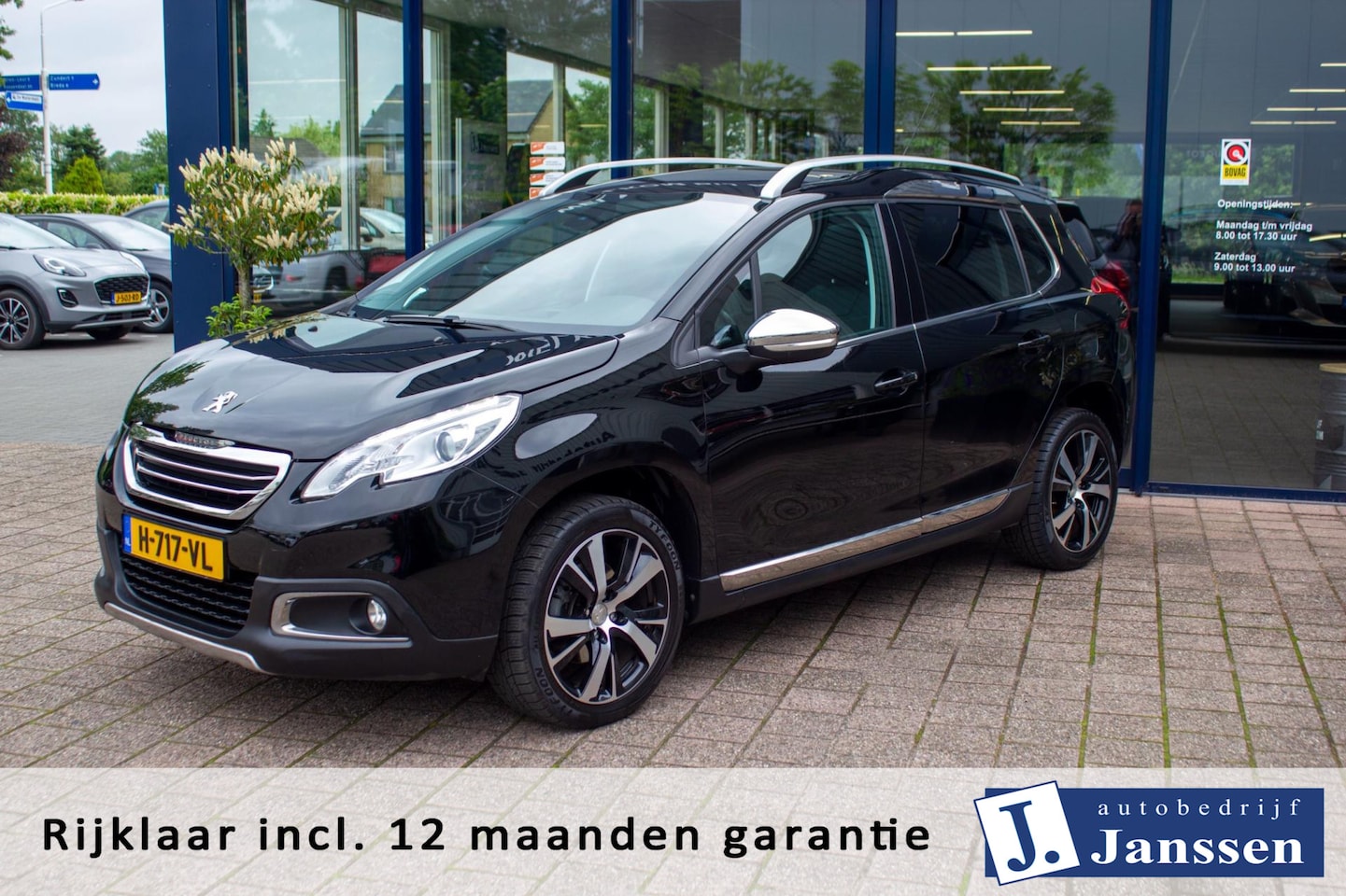 Peugeot 2008 - 1.2 PureTech Allure Volleder Navi Panodak Clima - AutoWereld.nl