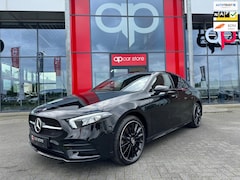 Mercedes-Benz A-klasse - 250e AMG Hybride Night Pakket Burmester Alcantara Sfeerverlichting Parksens