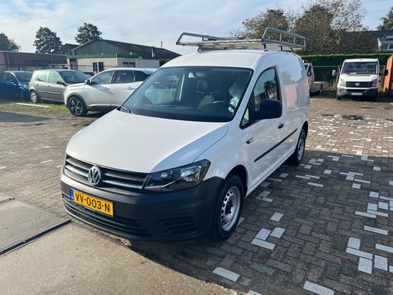 Volkswagen Caddy - 2.0 TDI L1H1 BMT Trendline 2.0 TDI L1H1 BMT Trendline - AutoWereld.nl