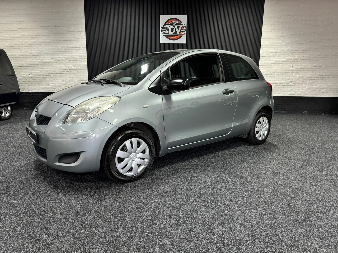 Toyota Yaris - 1.0 VVTi Acces 1.0 VVTi Acces - AutoWereld.nl