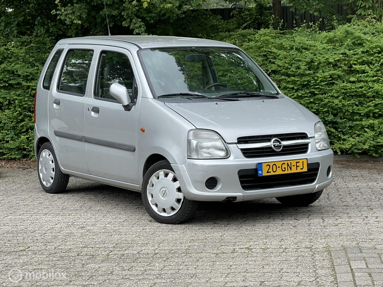 Opel Agila - 1.2-16V Color Edition 1.2-16V Color Edition - AutoWereld.nl