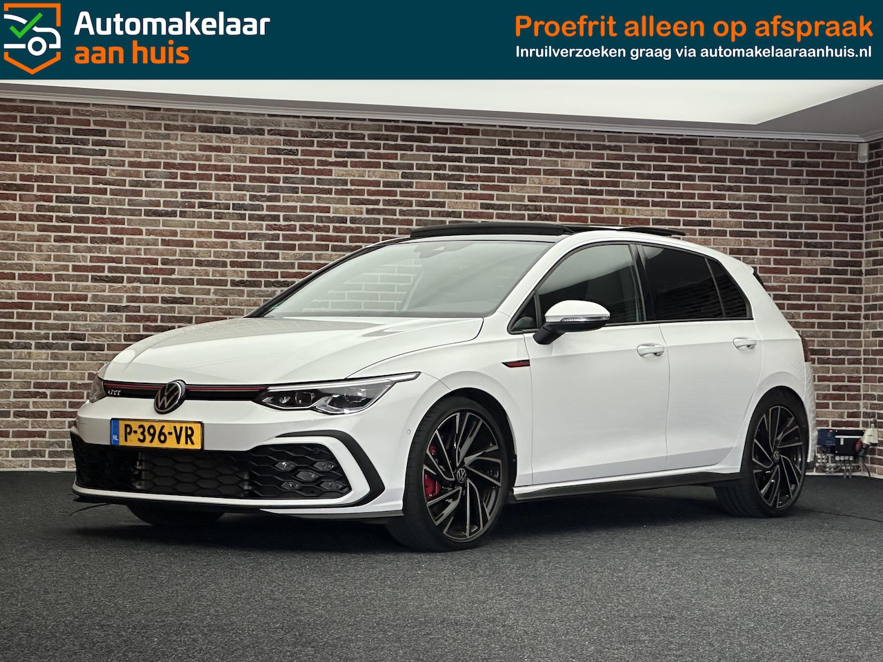 Volkswagen Golf - 2.0 TSI GTI Dak|Camera|Stuurverwarming|LED - AutoWereld.nl