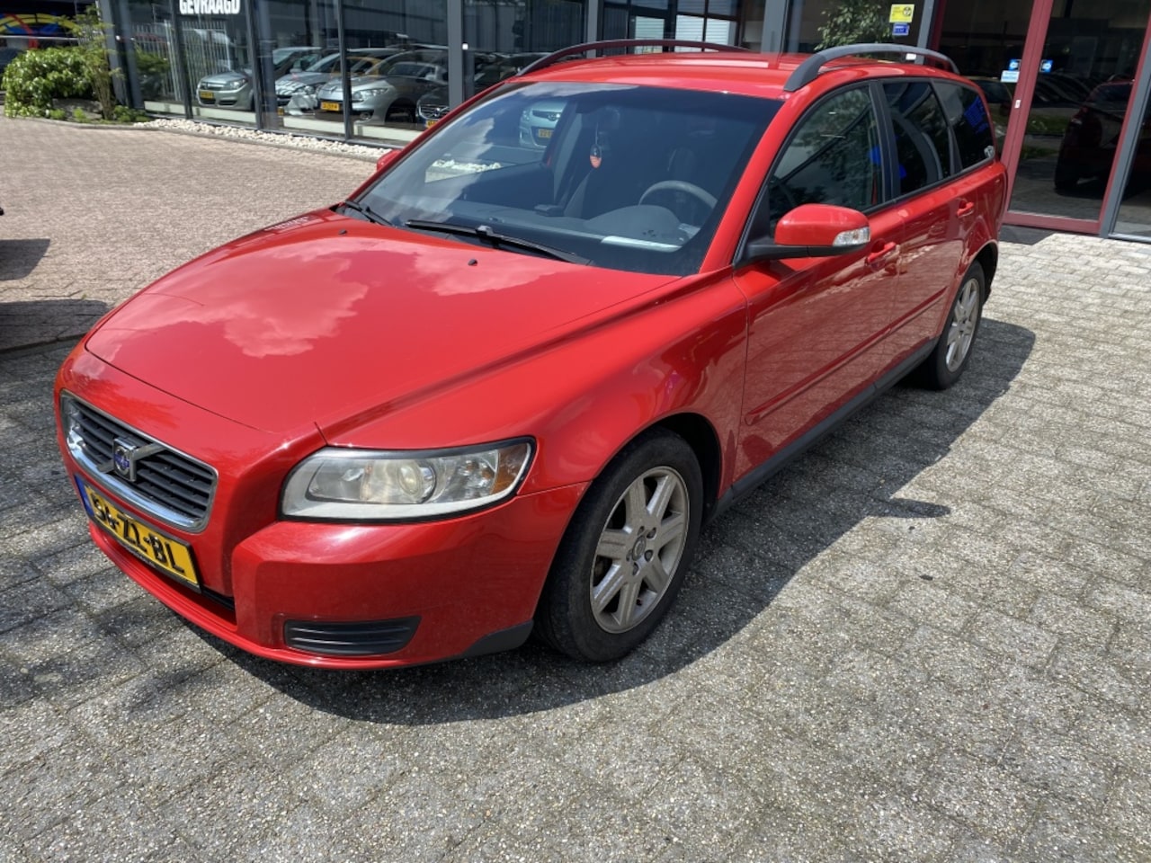 Volvo V50 - 2.0D NW APK BJ 2008 !!! - AutoWereld.nl