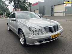 Mercedes-Benz E-klasse - 240 Classic super nette auto 148000 km eerste eigenaar