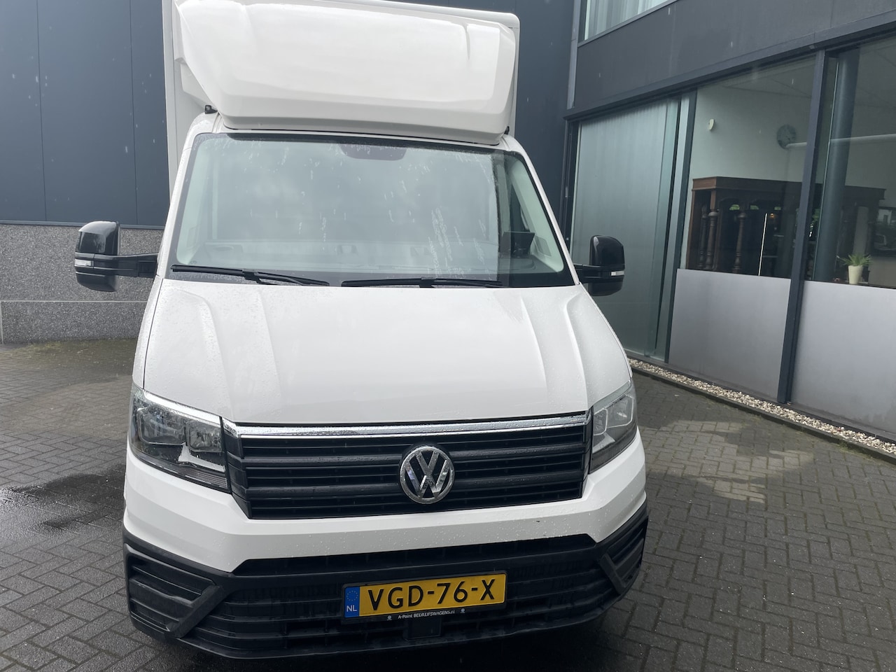 Volkswagen Crafter - 35 2.0 TDI L4 Comfortline Automaat Bakwagen incl. Laadklep Hollandia - AutoWereld.nl