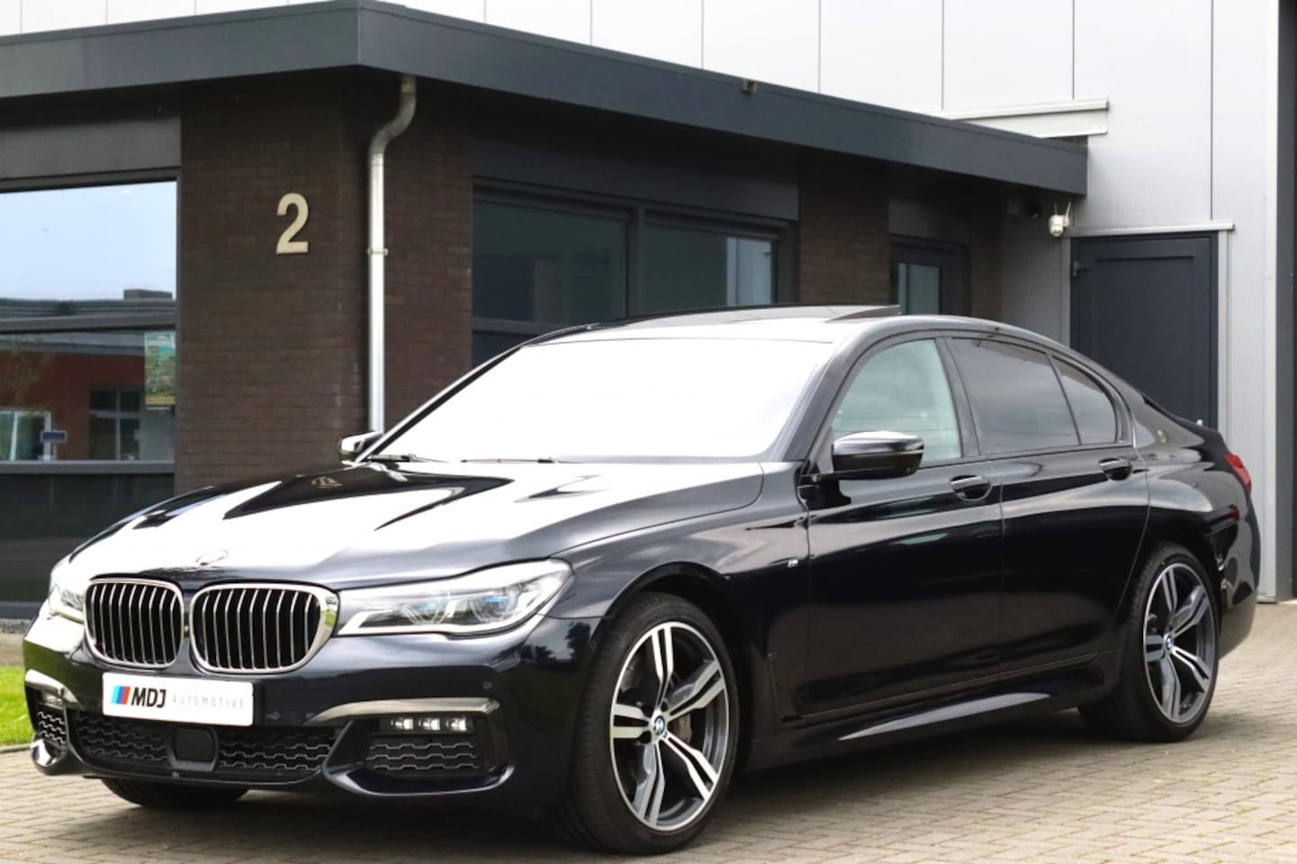 BMW 7-serie - 750I 750i V8 M Sport Laser Open Dak 20 inch Dealer OH BTW-auto - AutoWereld.nl