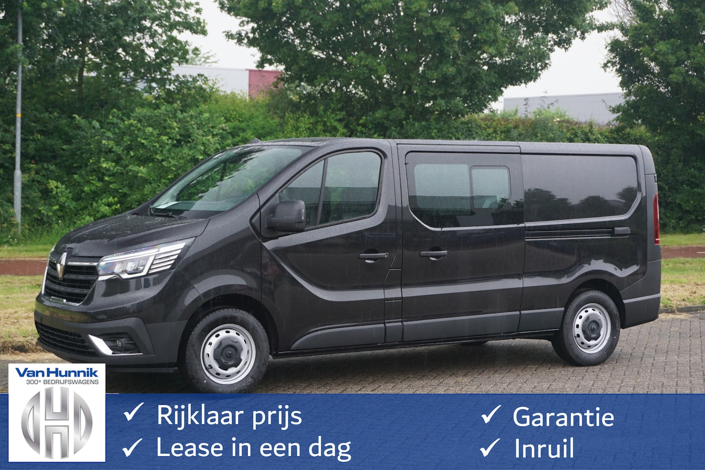 Renault Trafic - 2.0DCI 170PK L2H1 DC EDC Automaat Navi,  Climate, Cruise, LED!! NR. 604 - AutoWereld.nl