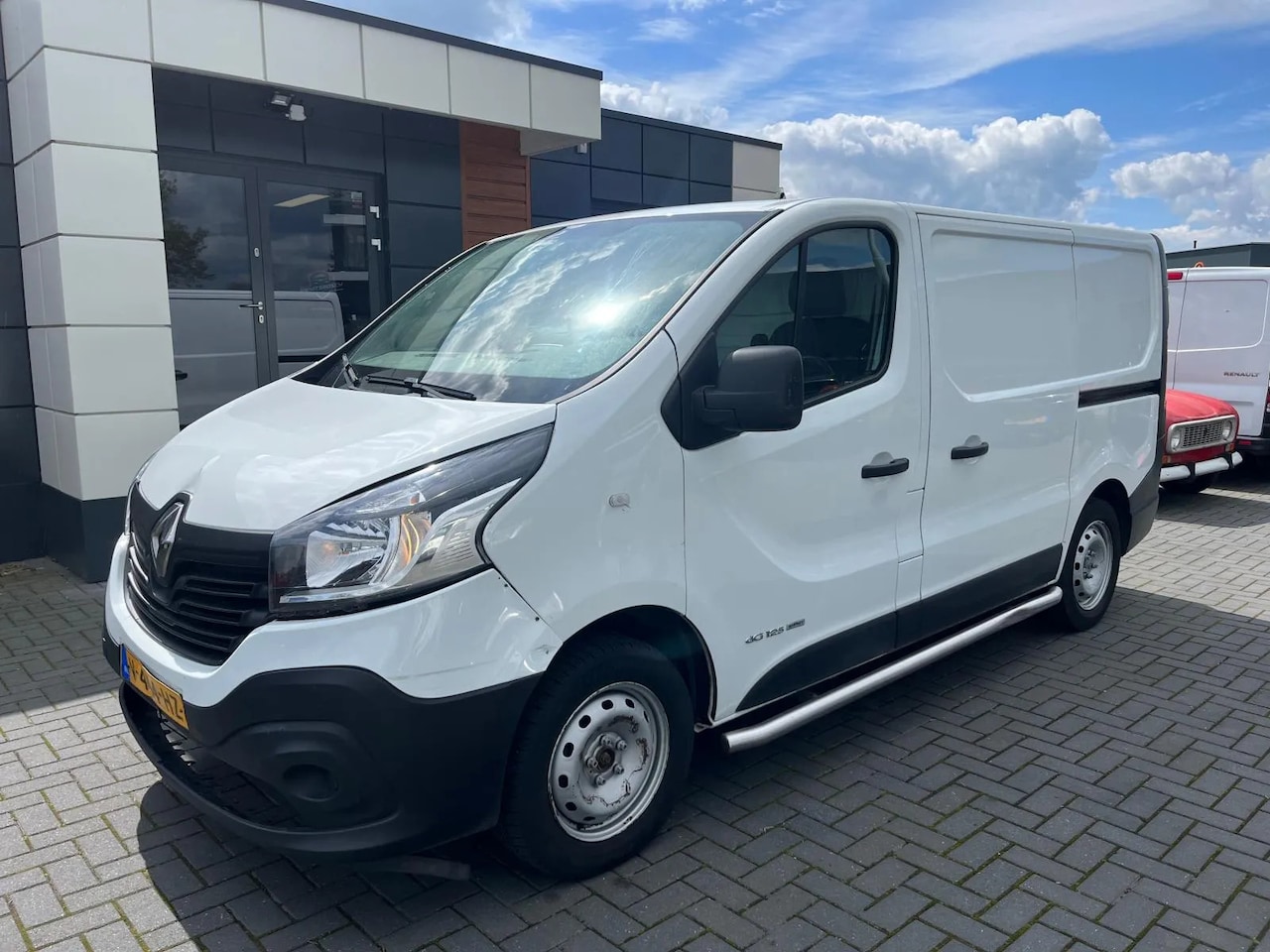 Renault Trafic - 1,6 DCi 125 Pk Airco 2017 - AutoWereld.nl