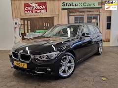 BMW 3-serie Touring - 318i Centennial High Executive/AUTOMAAT AIRCO/STOELVERWARMING/KEURIGE AUTO/NAVI/