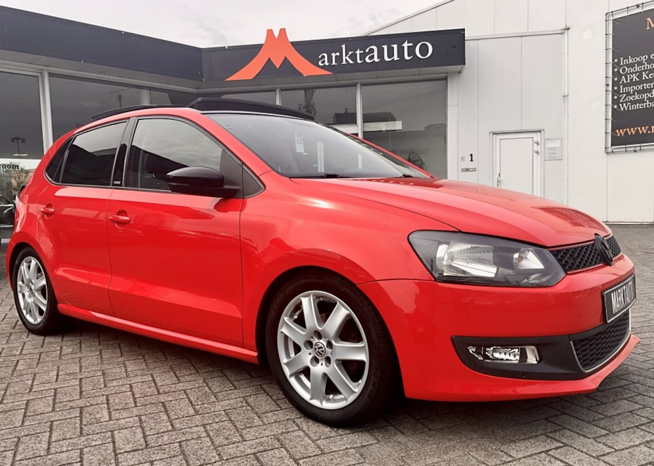 Volkswagen Polo - 1.2 Style Panorama Cruise Bluetooth Climate Parkeersensoren - AutoWereld.nl