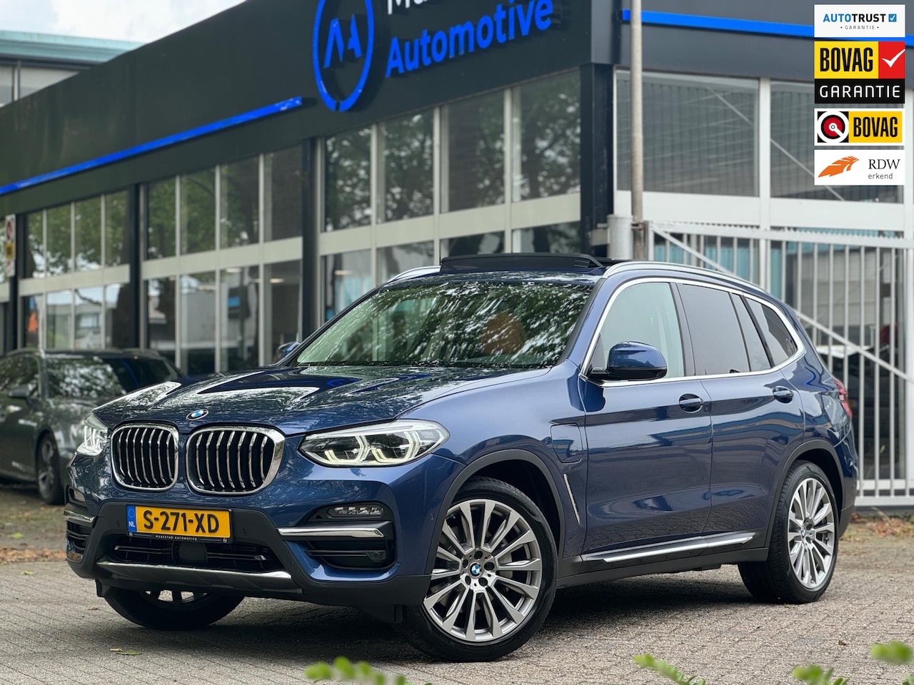 BMW X3 - XDrive30e eDrive Panorama|Adaptive cruise|Digitaldash|360 cam|Plug-in Hyb|Sfeerverlichting - AutoWereld.nl