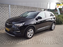 Opel Grandland X - 1.2 Turbo Business Executive Autom Half Leder Sportst Navi Camera Clima Cruise 2x PDC LMV