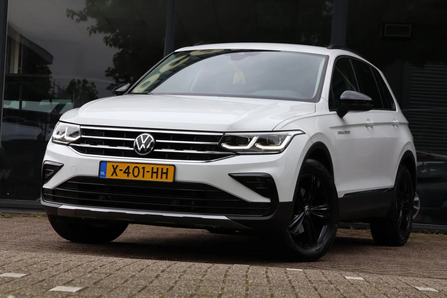 Volkswagen Tiguan Tsi Urban Sport Benzine Occasion Te Koop Op Autowereld Nl