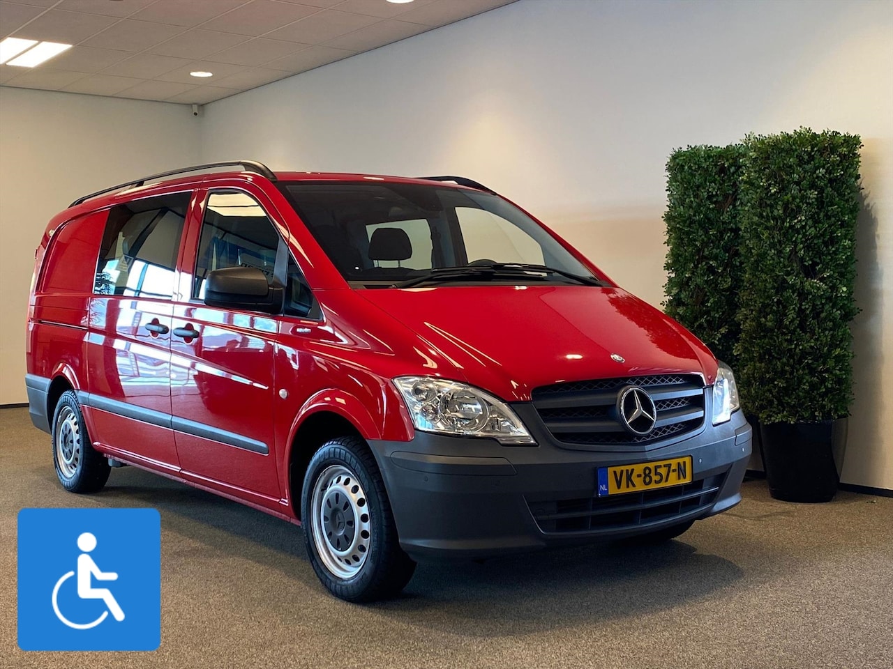 Mercedes-Benz Vito - L2H1 Rolstoelbus (airco) 4+1 - AutoWereld.nl