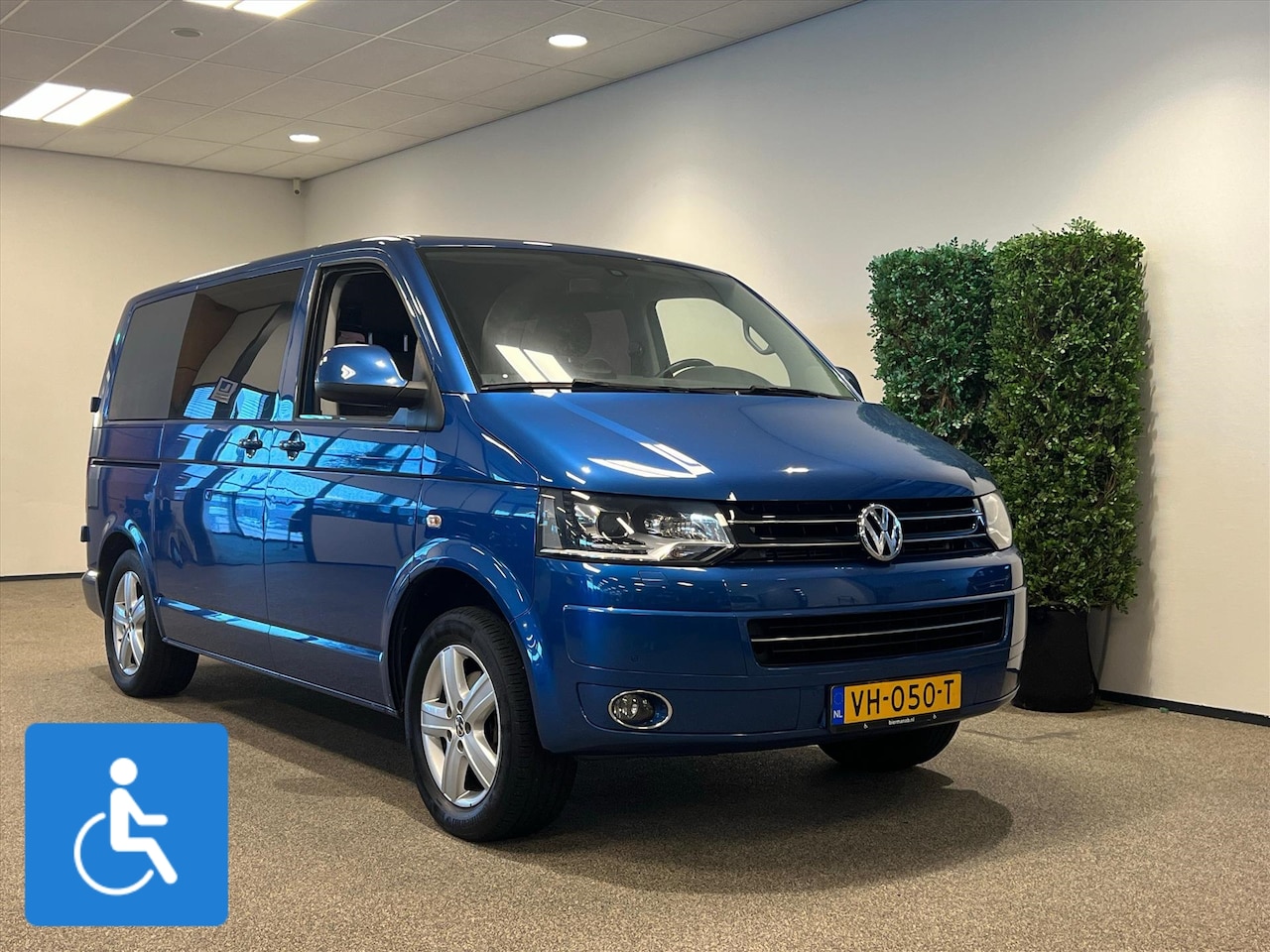 Volkswagen Transporter - L1H1 Rolstoelbus (airco) - AutoWereld.nl