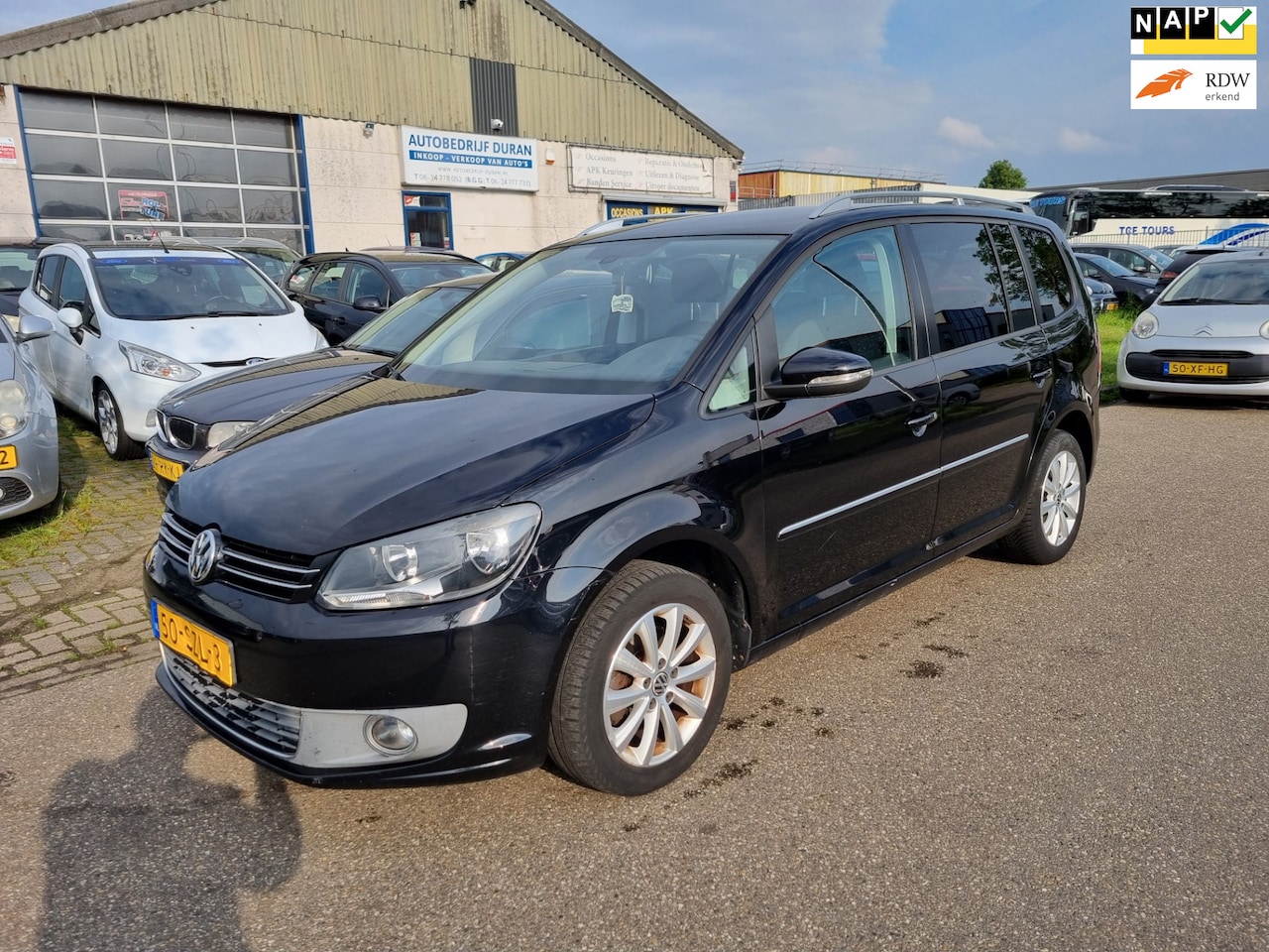 Volkswagen Touran - 1.2 TSI Highline BlueMotion NAV.+ Airco Bj:2011 NAP! - AutoWereld.nl