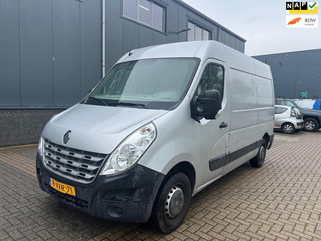 Renault Master - T35 2.3 dCi L2H3 T35 2.3 dCi L2H3 - AutoWereld.nl