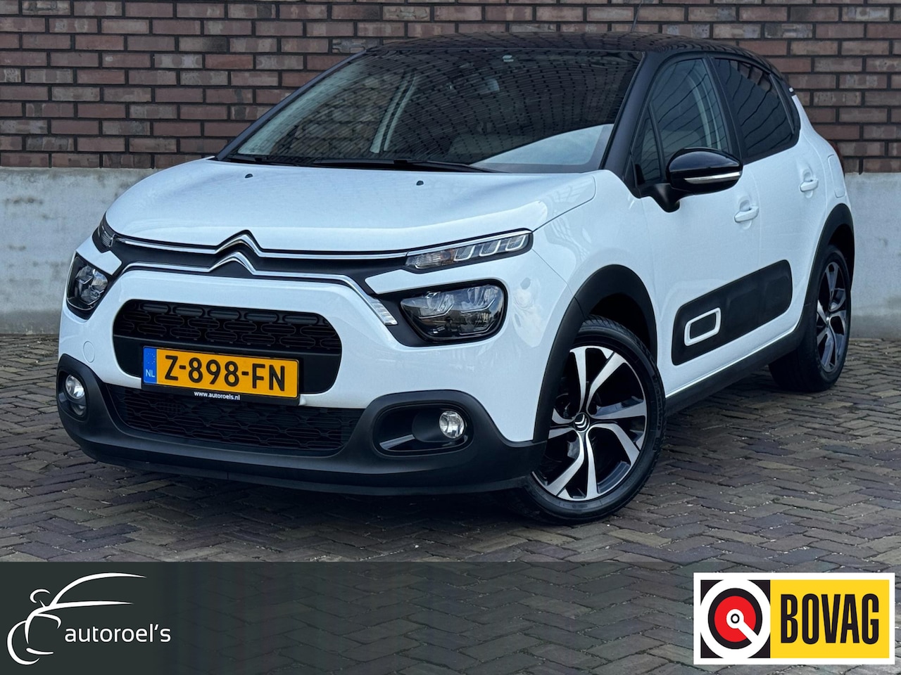 Citroën C3 - 1.2 PureTech Shine / 110 PK / Navigatie + Camera / Climate Control / Cruise Control - AutoWereld.nl