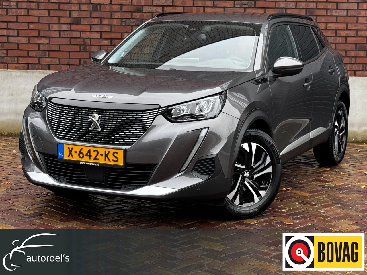 Peugeot 2008 - 1.2 PureTech Allure / 130 PK / Automaat / Adaptive Cruise / Navigatie + Camera / Stoelverw - AutoWereld.nl