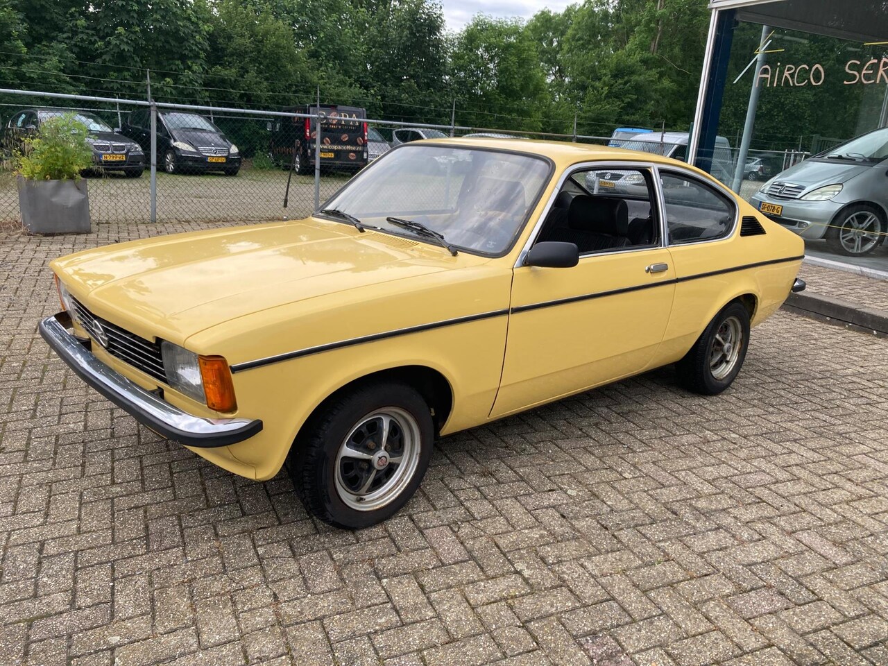 opel-kadett-1-2s-de-luxe-1-2s-de-luxe.jpg