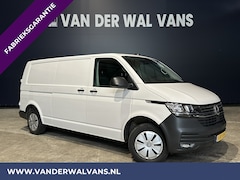 Volkswagen Transporter - 2.0TDI 150pk L2H1 Euro6 Airco | Trekhaak | Cruisecontrol | Apple Carplay Parkeersensoren,