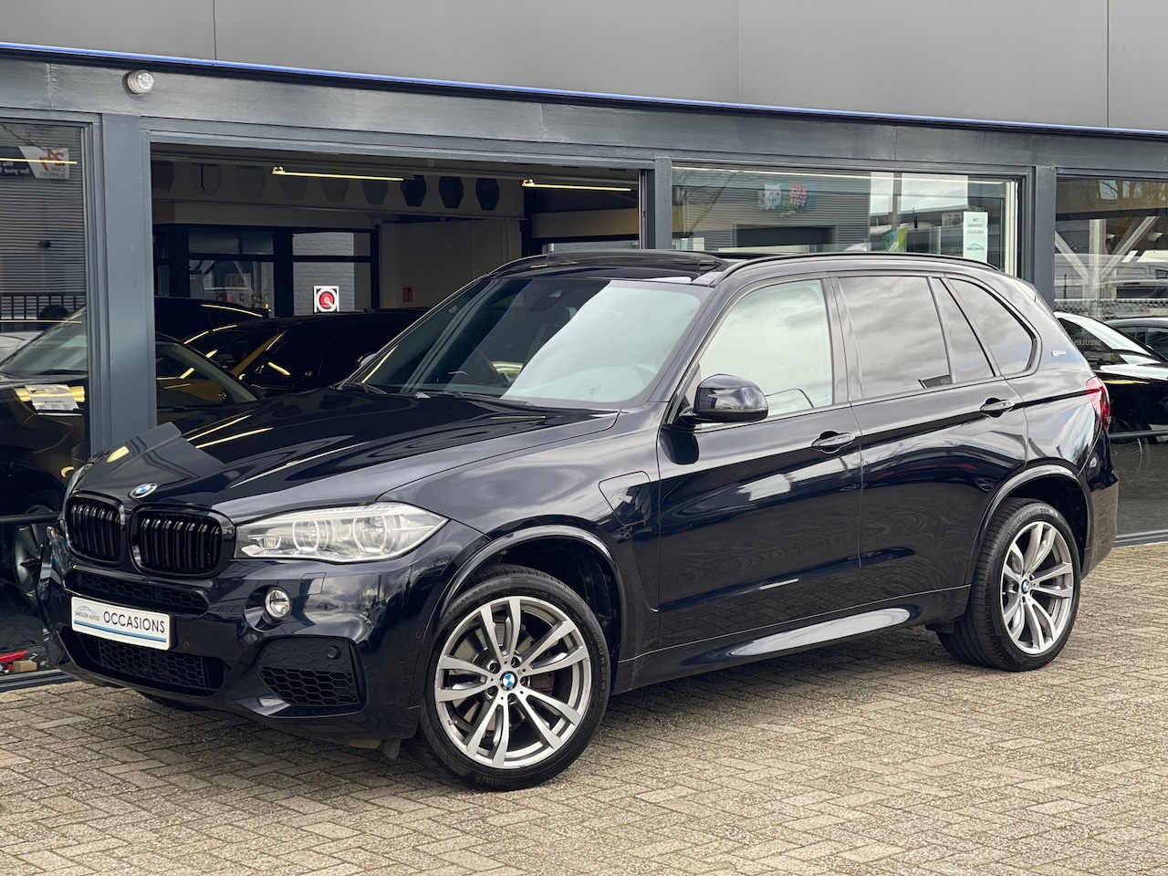 BMW X5 - XDrive40e iPerformance M-PAKKET PANO/CAM/MEMORY/TREKHAAK/LEDER/BOMVOL - AutoWereld.nl